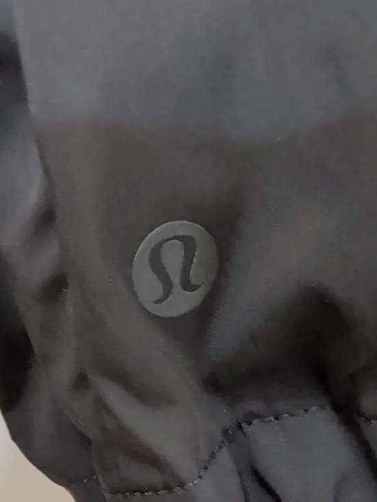 Lululemon Cropped Utility Windbreaker Jacket Black EUC - Picture 5 of 8